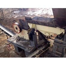 小型顎式破碎機(jī)，霸氣側(cè)漏碎石子
